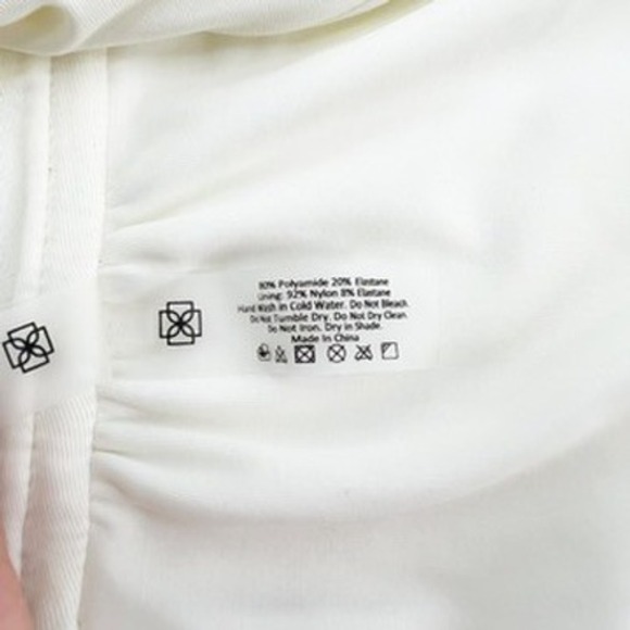 Devon Windsor  Cream Tie Front Bikini Top Size Medium - Picture 4 of 4